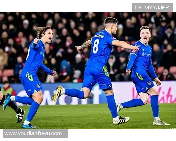 丁汉对决巴恩斯利赛场争锋再掀激情战火